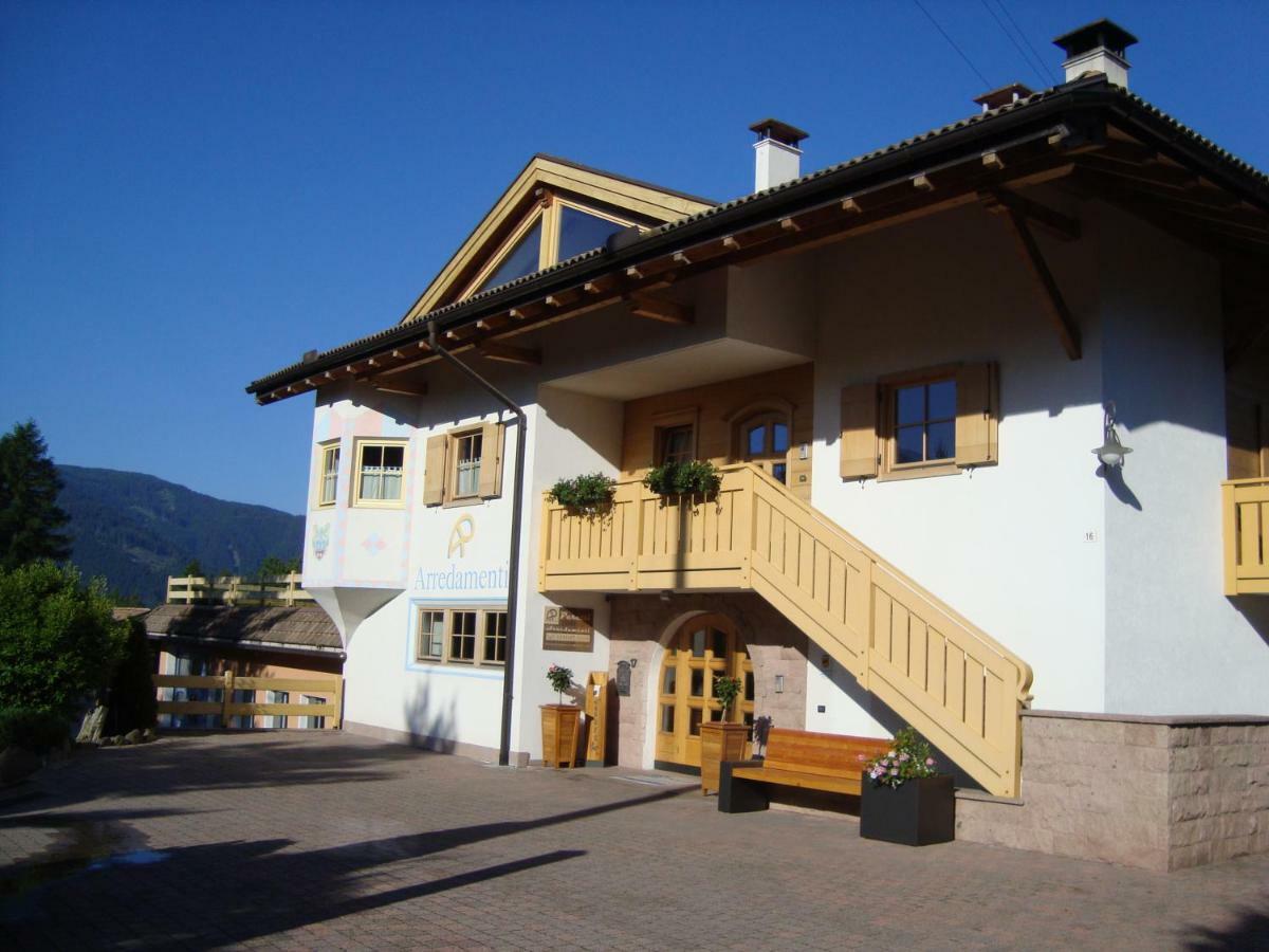 Fiemme Deluxe Apartment Кастелло-ди-Фьемме Экстерьер фото